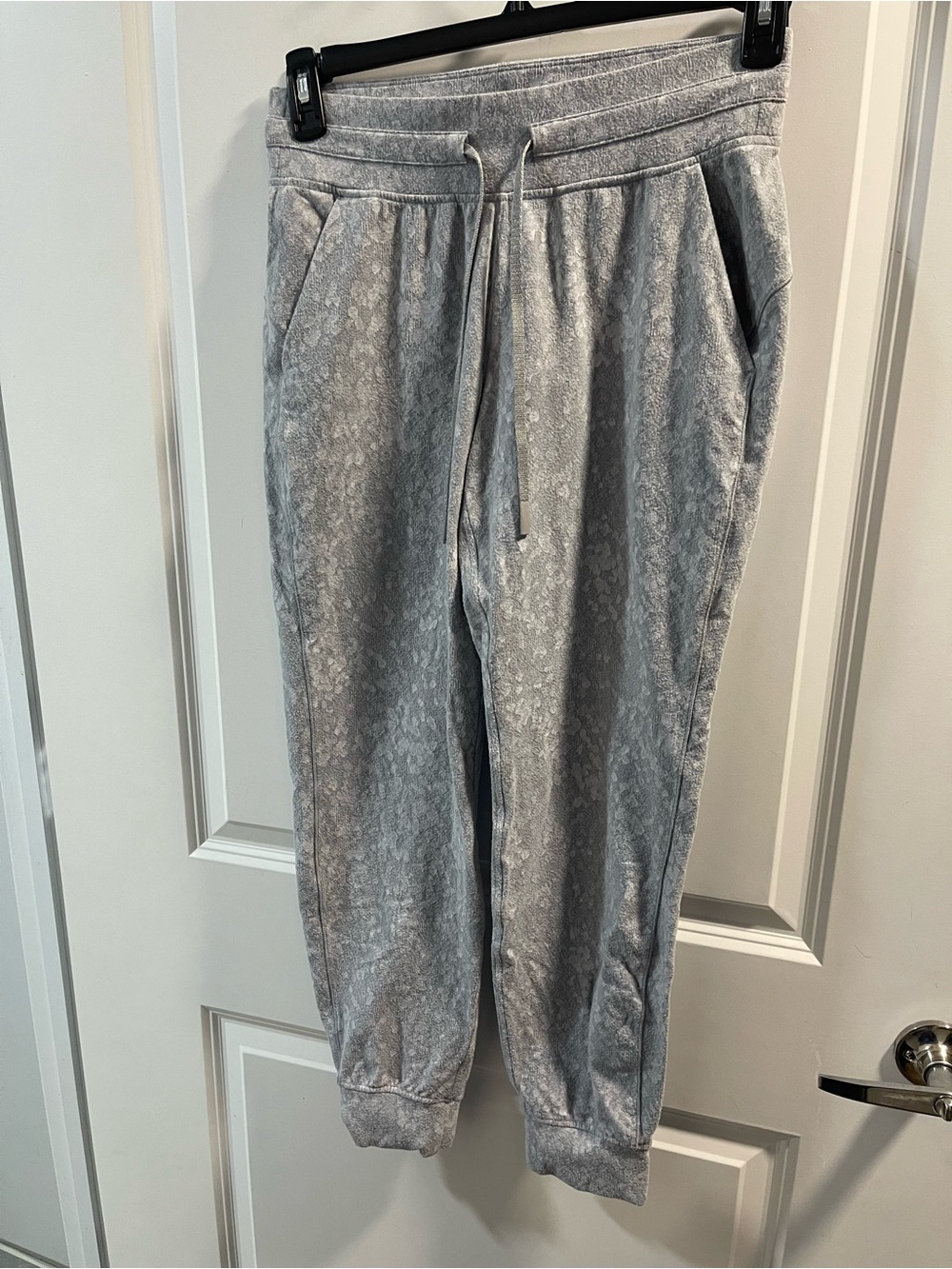 lululemon athletica Light Grey Textured Drawstring Joggers